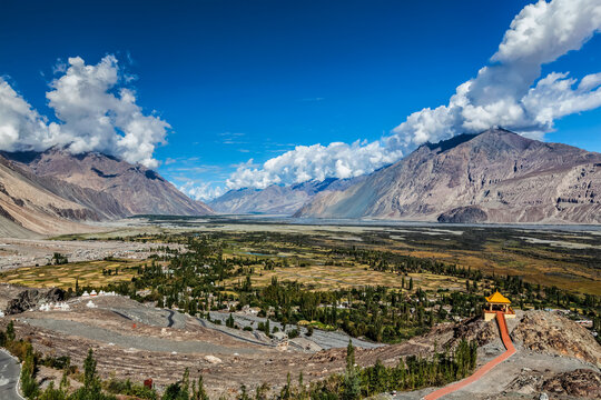 7 Days Leh Ladakh Tour with Turtuk image 3