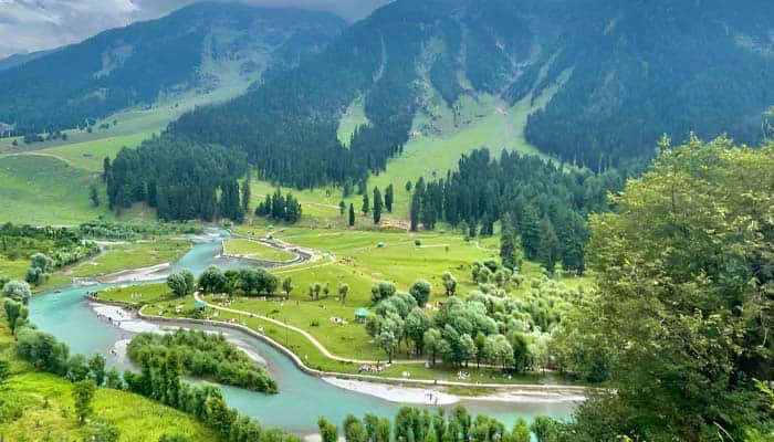 Romantic Kashmir Honeymoon Package – 5 Nights / 6 Days image 6