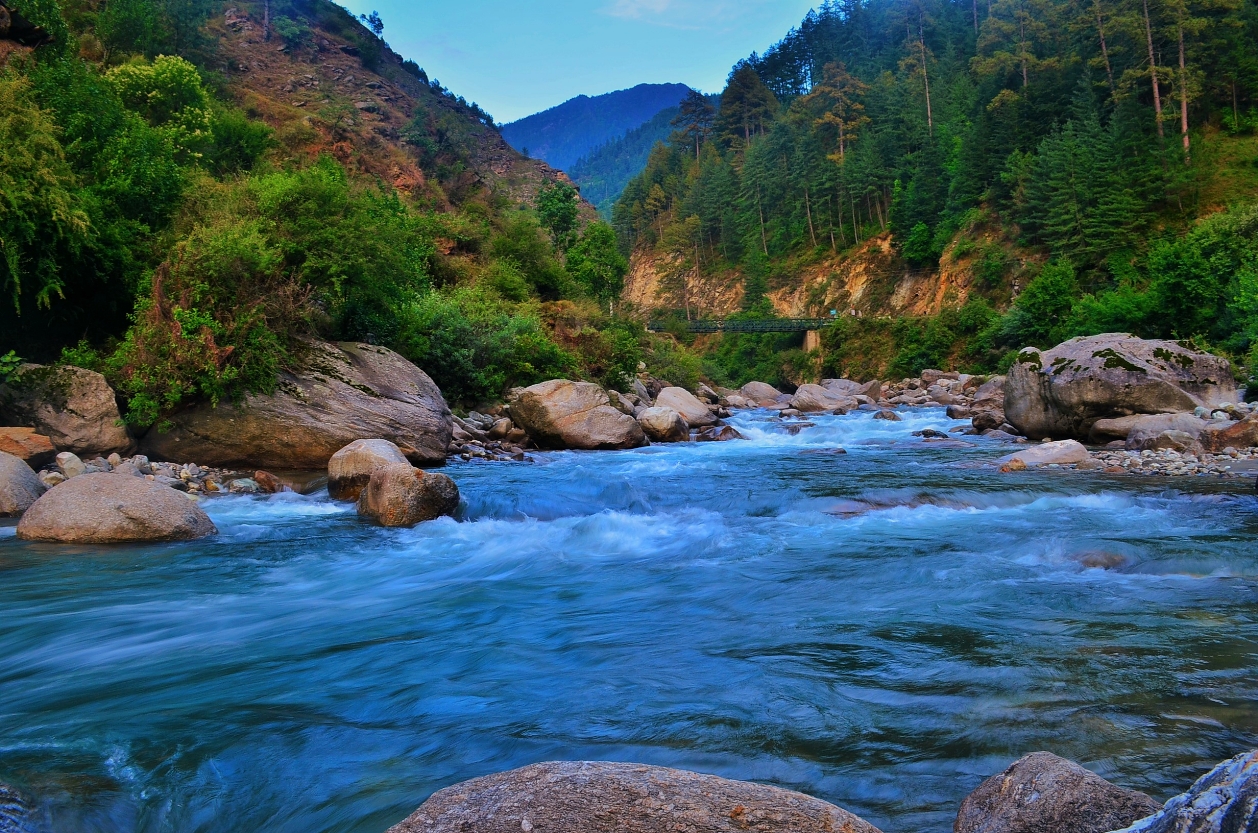 Tirthan Valley Winter Tour Package – 3 Nights / 4 Days image 5