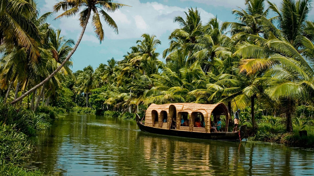 Kerala Group Tour Package – 6 Days and 5 Nights image 2