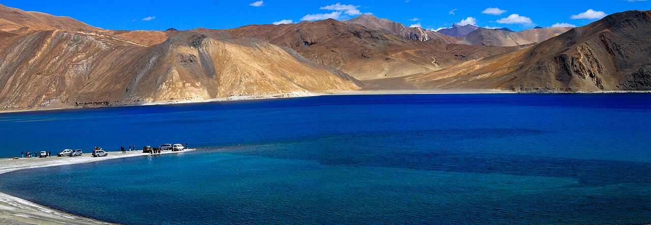 Leh to Leh with Turtuk Tour Package - 5N/6D image 1
