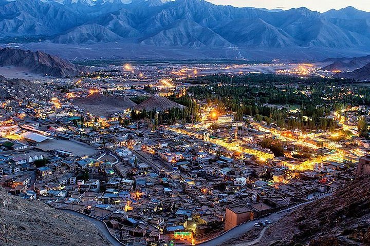 Leh to Leh with Turtuk Tour Package - 5N/6D image 6